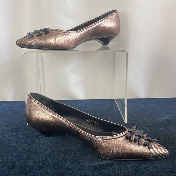 Louis Vuitton Copper w Black Bow Low Heel Shoes - Picture 1 of 7